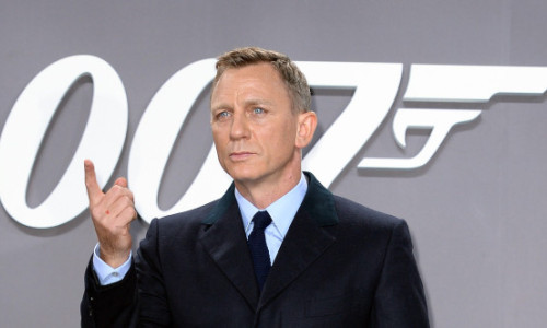 Un nou star britanic surprinde casele de pariuri în cursa pentru rolul lui James Bond. Actorul care rămâne în continuare favorit