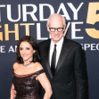Julia Louis-Dreyfus și Brad Hall