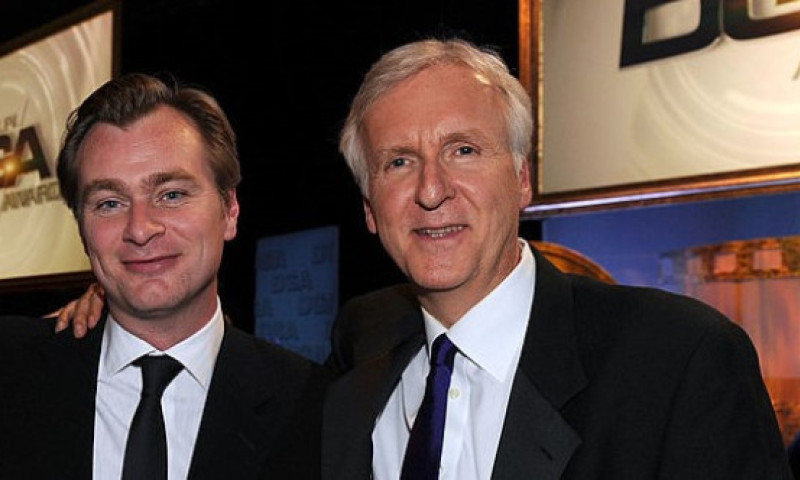 James Cameron îl critică pe Christopher Nolan pentru modul în care a abordat Oppenheimer: "E interesant ce a ales să evite"