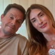 mark wahlberg si sotia lui