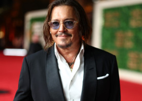 Johnny Depp, dezvăluiri despre mama sa imprevizibilă, adesea violentă: „M-a învățat cum să nu cresc copii”