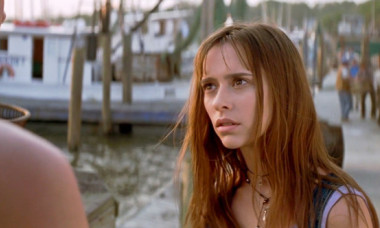 Jennifer Love Hewitt, radioasă la premiera „I Know What You Did Last Summer”, la aproape 30 de ani de la apariția originalului