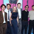 Liam Neeson și Pamela Anderson, însoțiți de copiii lor la premiera „Naked Gun”/ Profimedia