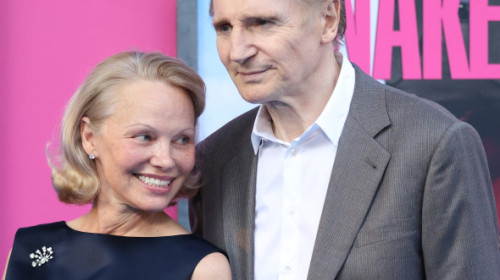 Pamela Anderson și Liam Neeson au o relație „de ceva vreme”, potrivit apropiaților. Și-au ținut povestea de dragoste ascunsă până acum