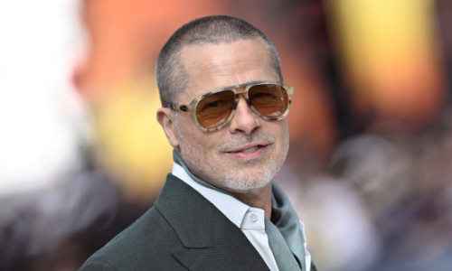 Brad Pitt, cu mustață. După succesul cu „F1”, starul american filmează pentru noul proiect scris de Tarantino