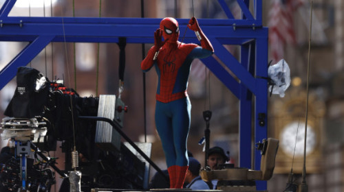 Câți bani a pierdut producția Spider-Man după accidentarea lui Tom Holland. Blockbusterul, în pagubă după amânarea filmărilor