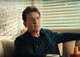 Charlie Sheen, declarații la opt ani de când a renunțat la alcool: „Rușinea te sufocă. Chiar i-am rănit pe oamenii pe care i-am iubit!”