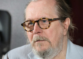 Gary Oldman spune că noul James Bond a fost ales: „Au luat decizia, dar încă nu au anunţat-o. Îi țin pumnii colegului meu”