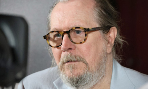 Gary Oldman, la aproape 30 de ani de când a învins dependența de alcool. „Dacă nu renunțam, azi eram mort ori internat pe undeva”