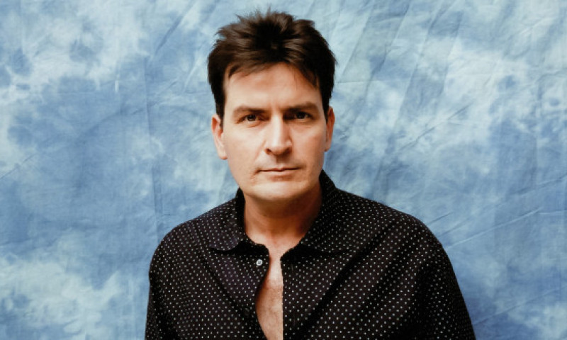 Charlie Sheen, imagine rară alături de fosta soție și fiica lor, Lola. Fanii au reacționat imediat: „Ești un bărbat norocos!”