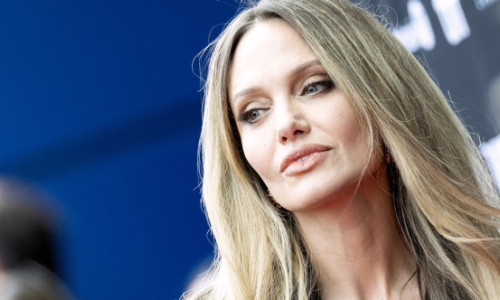 Angelina Jolie, vizibil emoționată când a vorbit despre mama ei, care a murit de cancer. Ce declarații a făcut la TIFF