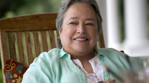 Kathy Bates, furioasă pe cei care spun că a slăbit 45 kg doar cu Ozempic: "Mi-a luat ani să ajung aici". Transformarea e remarcabilă