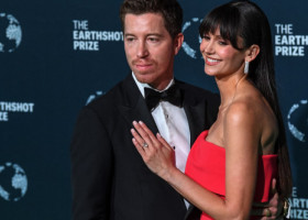 La sfârșitul lui august apăreau de mână, acum au rupt logodna. Nina Dobrev și Shaun White s-au despărțit după șase ani de iubire