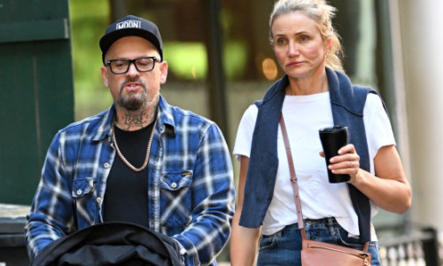„Regina” lui. Cameron Diaz, alături de Benji Madden, la un an de la ultima lor apariție în public. Soții, la plimbare cu fiul lor