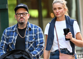 „Regina” lui. Cameron Diaz, alături de Benji Madden, la un an de la ultima lor apariție în public. Soții, la plimbare cu fiul lor