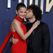 Selena Gomez și Benny Blanco la Premiile Emmy 2025/ Profimedia
