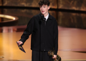 Puștiul din „Adolescence” și-a întâlnit idolul. Momentul dulce, viral pe rețelele sociale. Owen Cooper, atât de emoționat