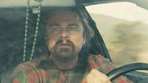 Recenzii de 5 stele pentru noul thriller cu Leonardo DiCaprio. „Monumental”, „Filmul anului”, „Excelența, o rutină pentru P.T Anderson”