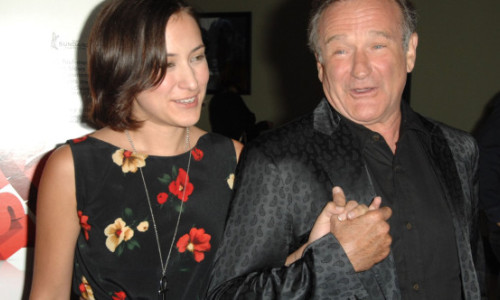 Fiica regretatului Robin Williams, este revoltată: „Încetați să-mi trimiteți clipuri AI cu tatăl meu, e dezgustător!”