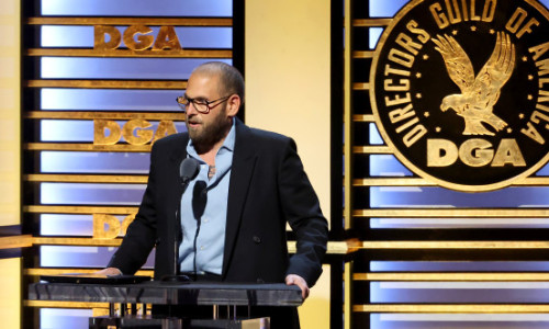 „E o altă persoană”. Jonah Hill, transformat total pentru rolul din „Cut Off”, în care joacă alături de Kristen Wiig