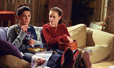 Cum arată și cu ce se ocupă astăzi actorii din „Fetele Gilmore”. 25 de ani de la premiera serialului fenomen „Gilmore Girls”