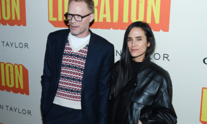 Un cuplu atât de admirat. Paul Bettany și Jennifer Connelly, de mână pe covorul roșu, la o premieră pe Broadway