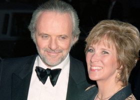 Anthony Hopkins recunoaște că și-a înșelat a doua soție: "A închis ochii la tot ce făceam. Ani mai târziu a aflat de infidelități"