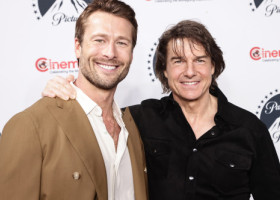 Legătura lor a devenit una strânsă după „Top Gun: Maverick”. Tom Cruise, la cinema cu Glen Powell: Am mâncat prea multe floricele