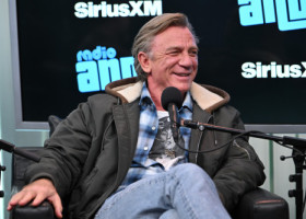 Daniel Craig într-o comedie romantică? În ce condiții ar juca un astfel de rol. Regizorul Rian Johnson: „O, da. Te rog”