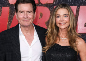 Charlie Sheen, relație distrusă cu fiica cea mare. Cum s-a pozat alături de fosta soție, Denise Richards, și fata lor cea mică