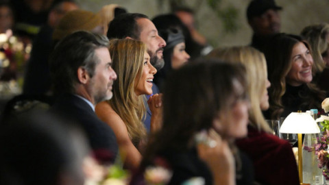 Îndrăgostită și fericită. Jennifer Aniston, la primul Crăciun împreună cu Jim Curtis. Actrița a postat imagini rare din casa ei