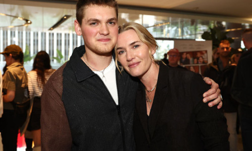 De pe platou, cu dragoste. Kate Winslet și fiul ei au lucrat la debutul ei ca regizoare: 