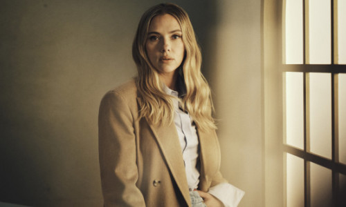 Publicul o adoră pentru filmele sale, dar acasă este doar mama. Ce vârstă au copiii actriței Scarlett Johansson