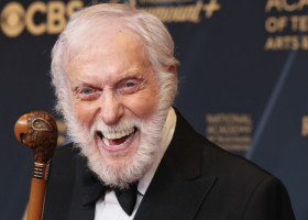 Dick Van Dyke va împlini curând 100 de ani. „Mă simt foarte bine pentru vârsta aceasta. Uneori am mai multă energie decât alții”