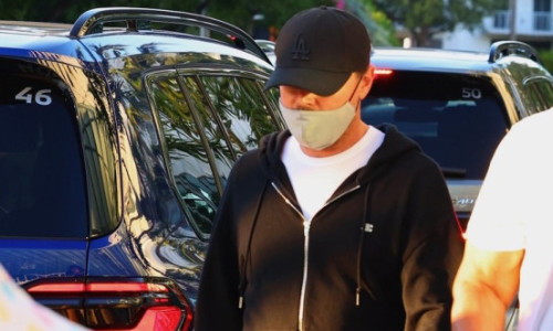 Leonardo DiCaprio dezvăluie în sfârșit motivul pentru care își acoperă mereu fața în public. Legătura cu faima câștigată după Titanic