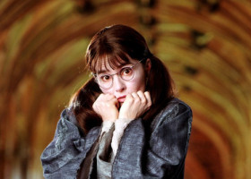 Câți ani avea actrița care a jucat-o pe Plângăcioasa Myrtle din "Harry Potter", când a primit rolul: Mă gândeam că e ridicol