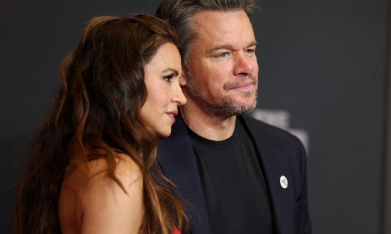 Matt Damon, apariție publică rară alături de soție și de cele patru fiice. Gia și-a ironizat amuzată tatăl pe covorul roșu