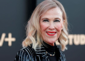 Ultima apariție publică a lui Catherine O'Hara o arăta fragilă, la brațul soțului. Mai slabă ca oricând, dar cu zâmbetul pe buze