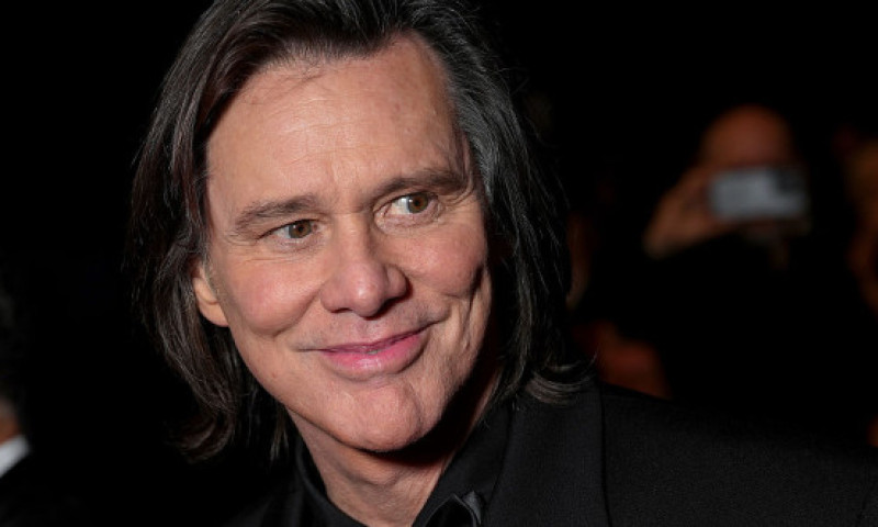 Jim Carrey, apariție publică alături de iubita lui, după ani de speculații. Cu ce se ocupă Minzi, mai tânără decât el cu 31 de ani