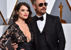 El a cucerit-o cu un ceai, ea cu glume obraznice. Soția lui Tom Hardy face comentarii rare despre căsnicia lor