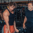 Joseph Baena si Arnold Schwarzenegger (1)