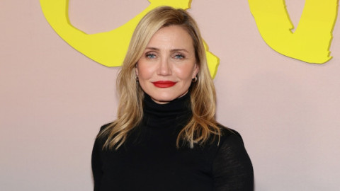 De la o apariție rară cu soțul în NYC, la o premieră șic pe covorul roșu. Cameron Diaz a strălucit alături de colegul Keanu Reeves