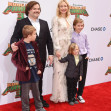 Jack Black și fiul său, Samuel Jason Black, alături de Kate Hudson și fiul ei Bingham Hawn Bellamy/ Profimedia