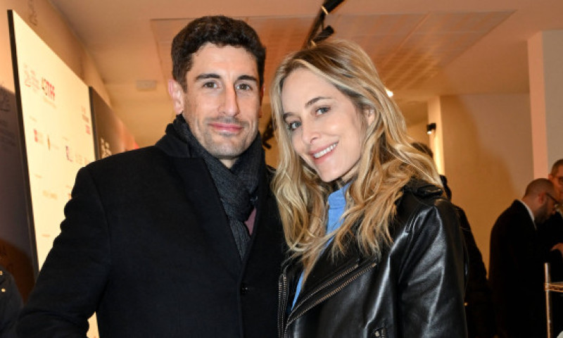 Jason Biggs din American Pie și soția sa s-au despărțit după 18 ani de mariaj. Cei doi au împreună doi copii