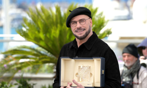 John Travolta nu ştie dacă va mai regiza un alt film după debutul de la Cannes. „M-am simţit copleşit de lucrurile pe care le iubesc”