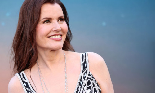 „Mi s-a spus că nu sunt suficient de atrăgătoare”. Geena Davis dezvăluie motivul pentru care a fost refuzată pentru un rol principal