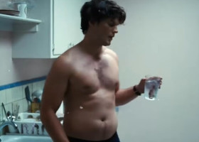 Homer, fiul lui Richard Gere, viral după apariția în "Euphoria". Internetul îl adoră pentru că are un "corp normal"