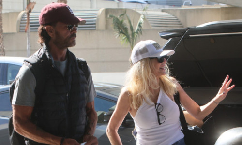 Heather Locklear, îndrăgostită lulea la 64 de ani. Noul ei iubit este un actor celebru pe care îl cunoaște de peste 40 de ani