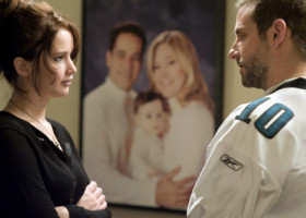 Jennifer Lawrence, moment stânjenitor cu Bradley Cooper la filmări. Ce i-a spus actrița după un sărut