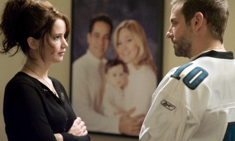 Jennifer Lawrence, moment stânjenitor cu Bradley Cooper la filmări. Ce i-a spus actrița după un sărut